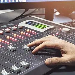 CusiWayra FM
